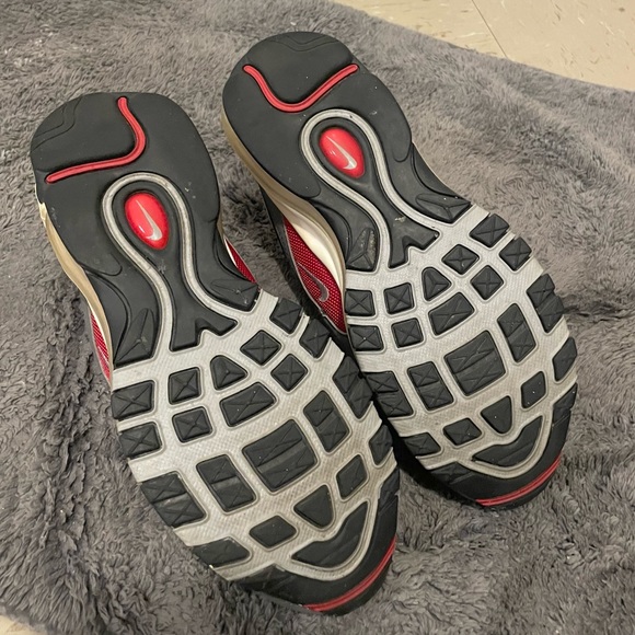 NIKE AIR MAX 97 GYM RED SIZE 4.5Y - Picture 4 of 5